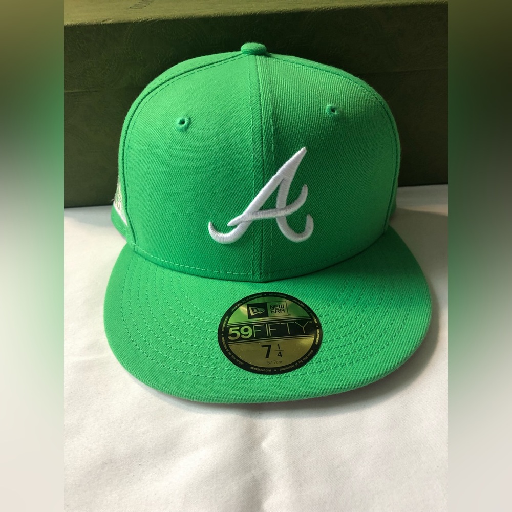 New Era Fitted Hat size 7 1/4